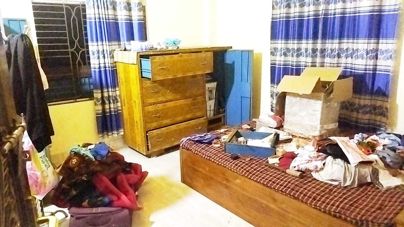 চৌদ্দগ্রামে প্রবাসীর বাড়িতে দুর্ধর্ষ চুরি, থানায় অভিযোগ!