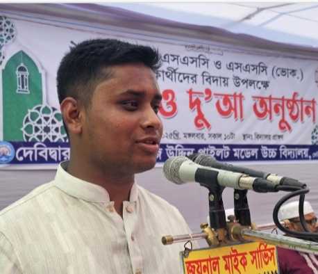 শিক্ষার্থীদের সৎ ও ভালো মানুষ হওয়ার পরামর্শ:কুমিল্লায় হাসনাত আব্দুল্লাহ