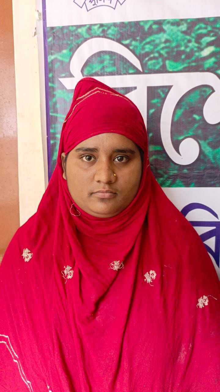 দেবীদ্বারের স্বর্ণের দোকান থেকে চুরি করা স্বর্ণ কুমিল্লায় বিক্রি করতে গিয়ে দম্পতি আটক