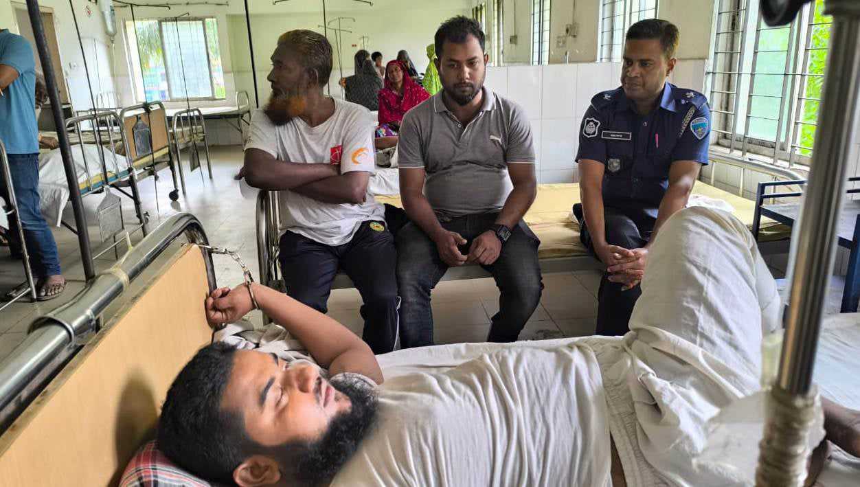 দেবীদ্বারে শিশু শিক্ষার্থীকে যৌন নিপীড়নের অভিযোগে মসজিদের ইমাম আটক!
