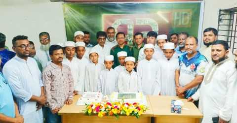 এতিম হাফেজ ও বুদ্ধি প্রতিবন্ধী শিশুসহ সকল শ্রেনীপেশার মানুষদের নিয়ে কুমিল্লায় একাত্তর টেলিভিশনের ১৪তম প্রতিষ্ঠাবার্ষিকী পালিত