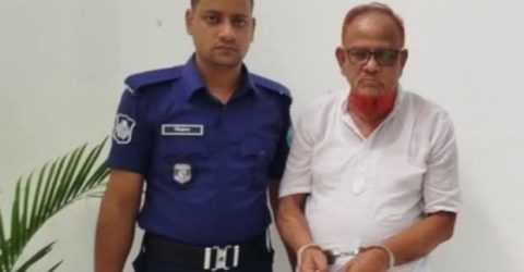 হোমনায় হত্যা সহ একাধিক মামলার আসামী কৃষকলীগ নেতা ইউপি চেয়ারম্যান জালাল পাঠান আটক