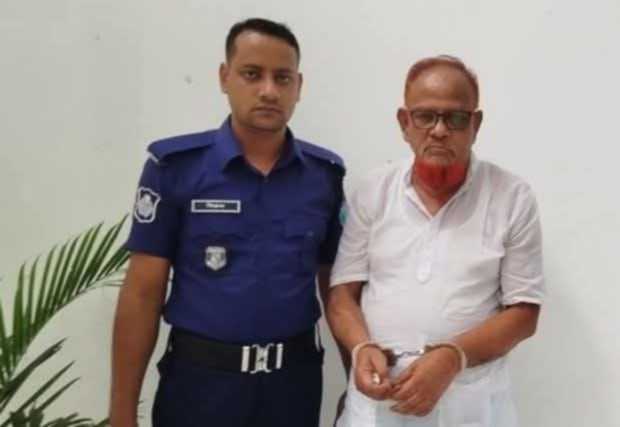 হোমনায় হত্যা সহ একাধিক মামলার আসামী কৃষকলীগ নেতা ইউপি চেয়ারম্যান জালাল পাঠান আটক