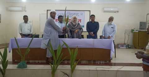 ‎ব্রাহ্মণপাড়ায় বিভিন্ন শিক্ষা প্রতিষ্ঠান ও কৃষকদের মাঝে গাছের চারা বিতরণ